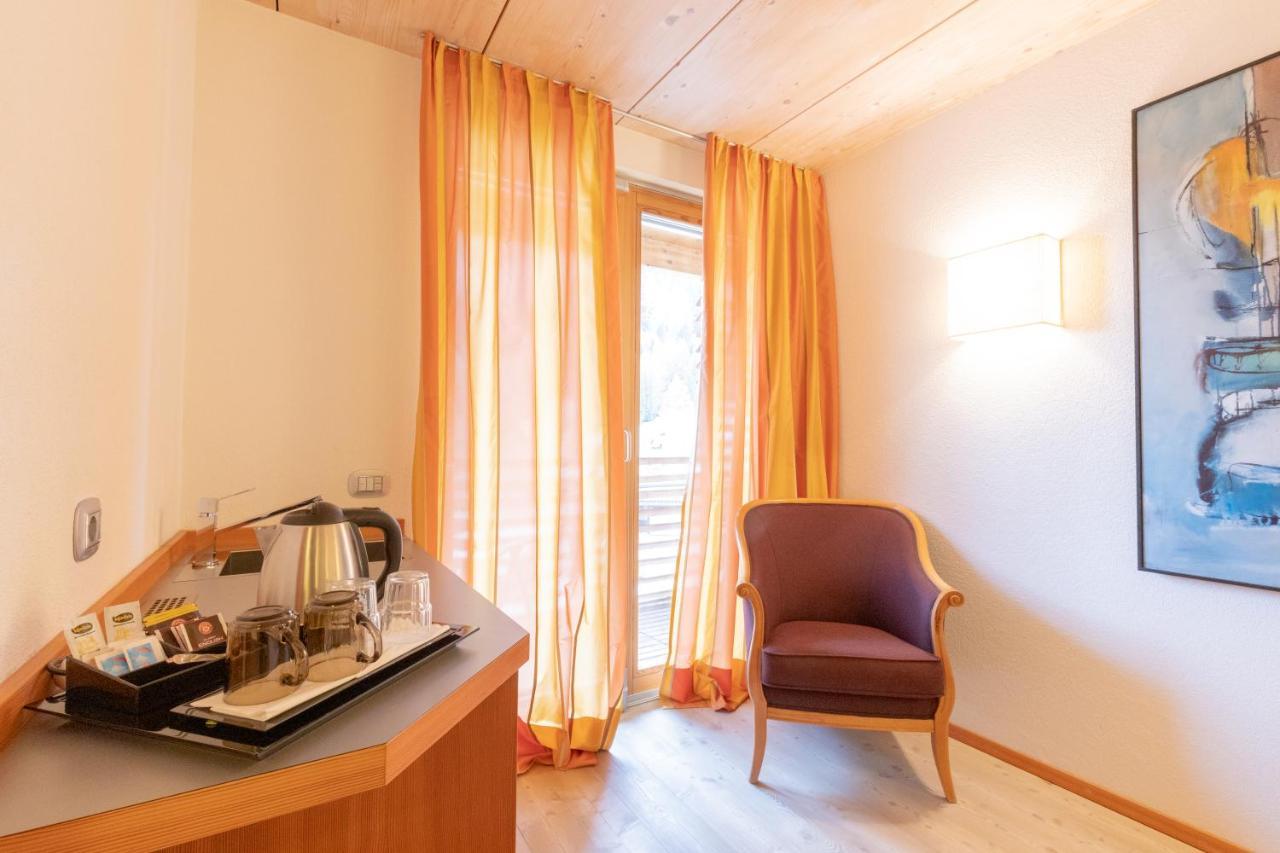 Berghotel Miramonti Tesero Buitenkant foto