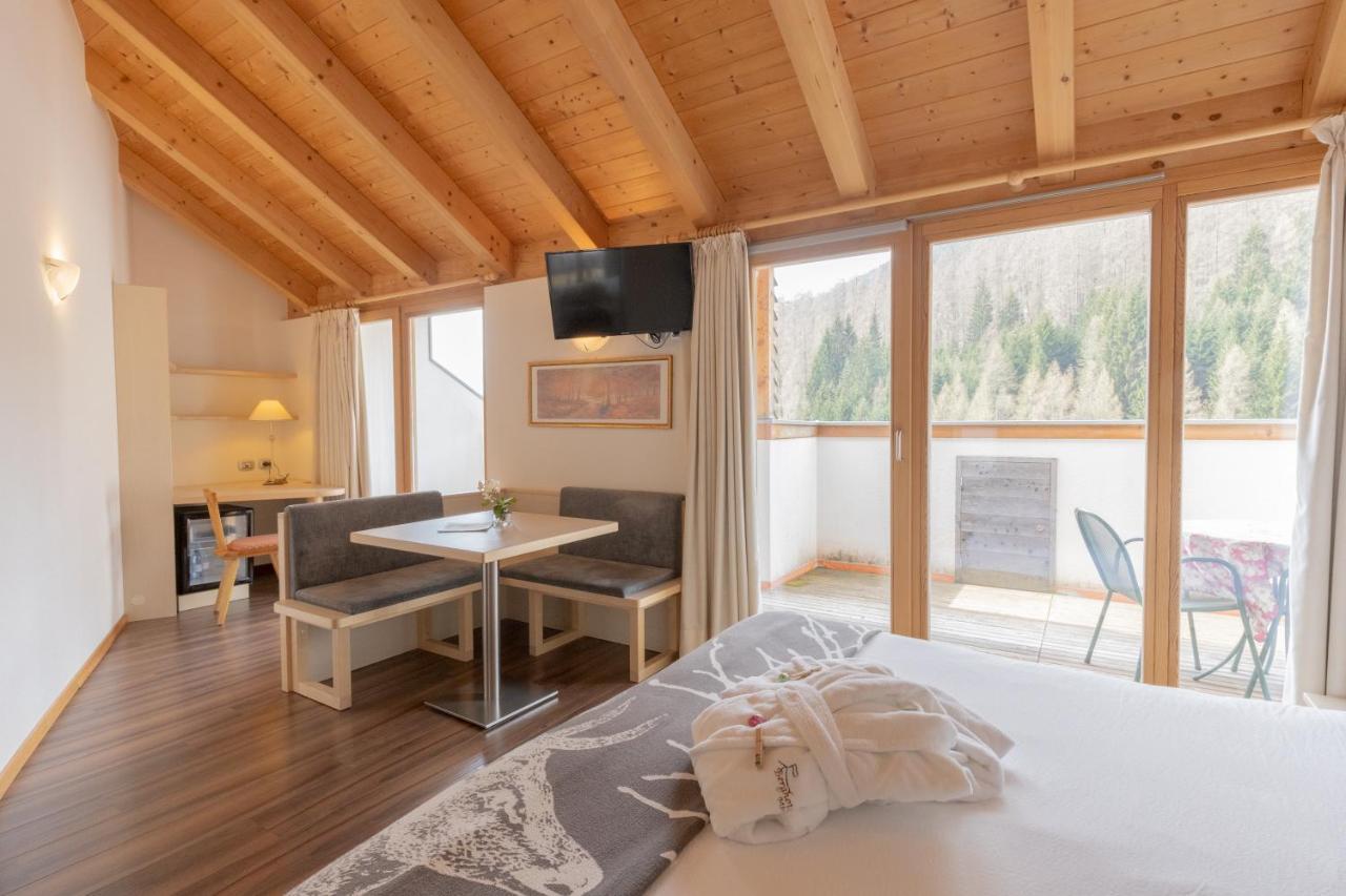 Berghotel Miramonti Tesero Buitenkant foto